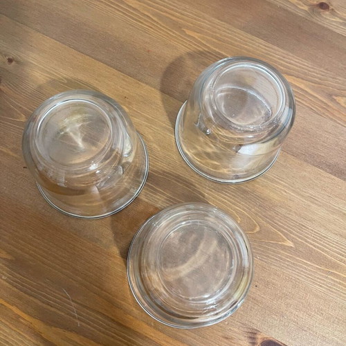 Heat-resistant bowls used