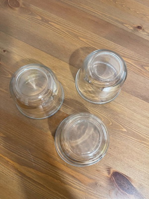 Heat-resistant bowls used