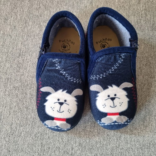 Puchitos Anatomical Kids Slippers Size 25 Like New Blue
