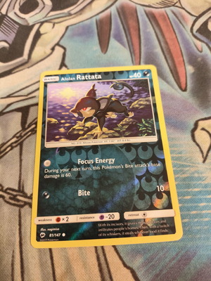 Alolan Rattata 81/147 Reverse Holo Pokemon Card like new, Burning Shadows