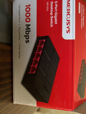Mercusys 1000 Mbps switch like new