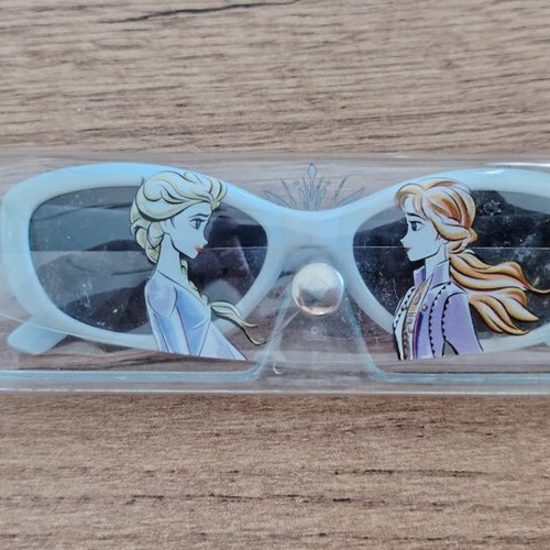 Frozen sunglasses for girls up to 5 years like new, purple