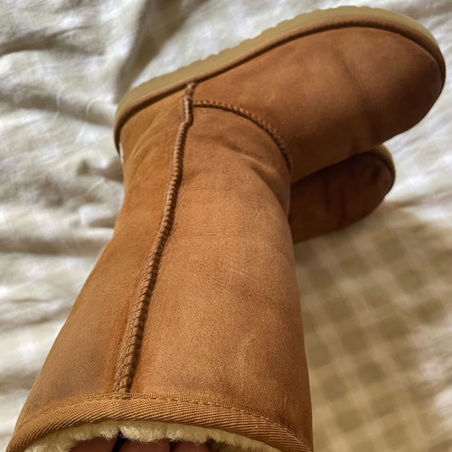 Ugg tall boots used, classic camel color, size 36