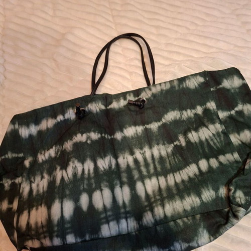 Kendall + Kylie shoulder bag new green shopper
