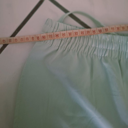 New Balance pants new, thin elastic, mint color, size M