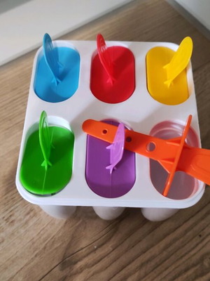Ice pop molds like new