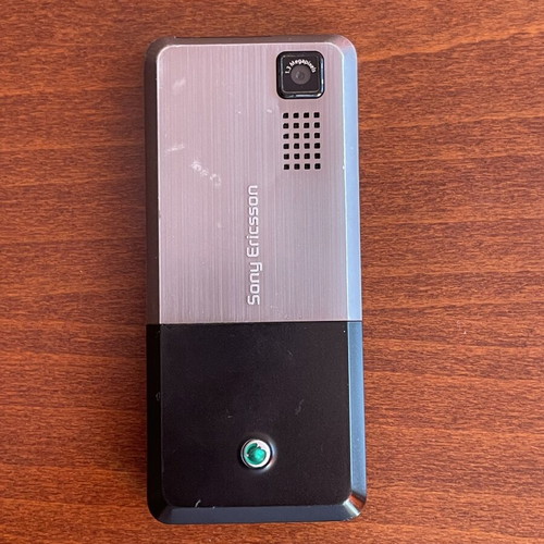 Sony Ericsson T280i phone used in very good condition