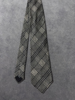 Silk tie like new