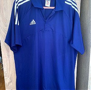 Ανδρική μπλούζα αθλητική adidas γνήσια Νούμερο 46-48. Σε καλή κατάσταση.