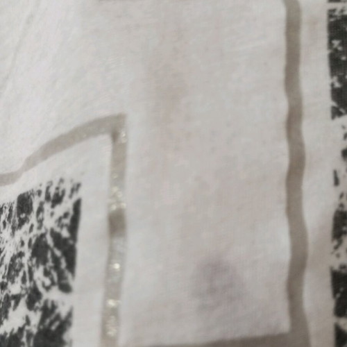 Ale modern long backless blouse used, off-white