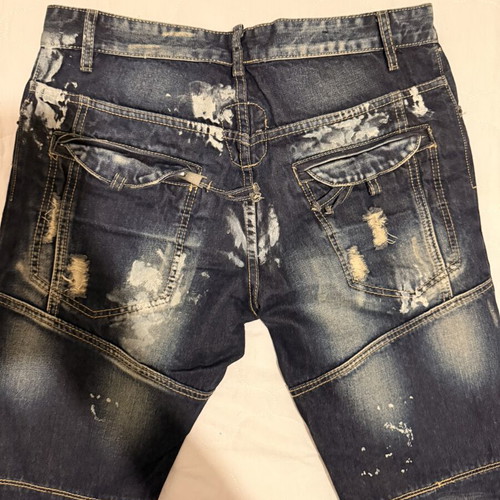 Dsquared2 Distressed Paint Splatter Jeans like new, size 30