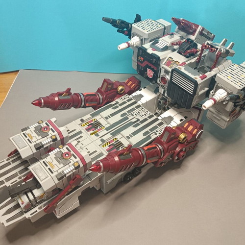 Transformers Metroplex Siyang Culture Y-C001 Vladivostok figure, custom-painted