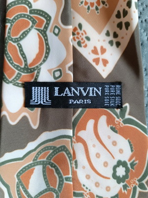 Silk ties like new
