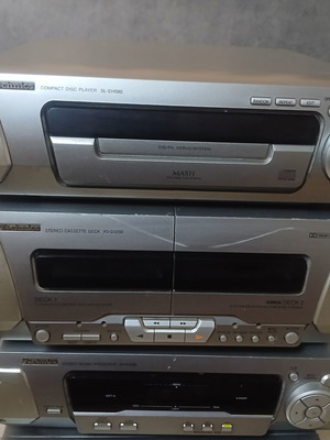 Technics SO EY 590 sound system, set of 4 units without speakers and remote