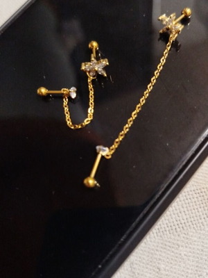 Women's flower earrings made of stainless steel with artificial stones and chain, like new