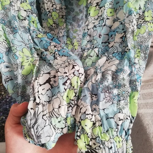 Drykorn blue floral blouse like new, size XL 42