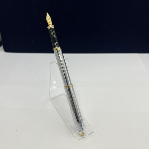 Cross pen like new, without box