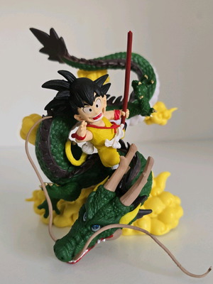 Dragonball Goku figure with Senron statue 15cm new