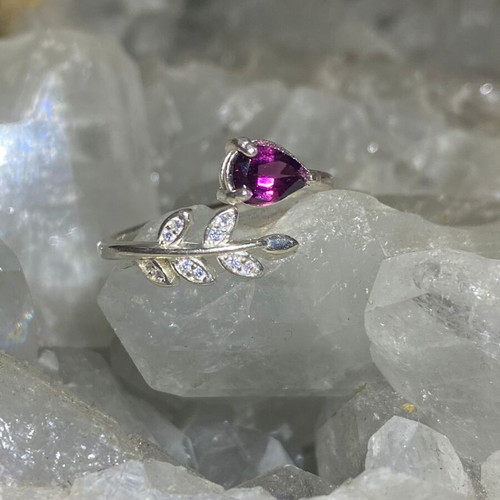 Silver ring with natural rhodolite garnet and moissanite, new