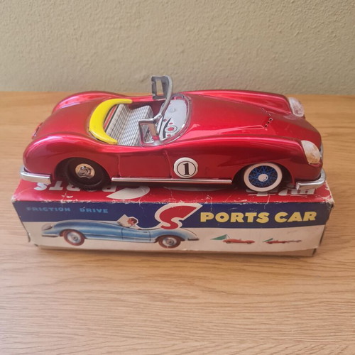 MF772 open race car model used