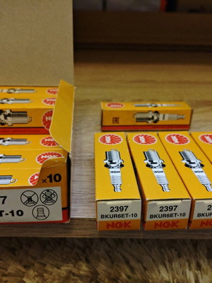Μπουζί NGK Standard BKUR6ET-10 καινούργιο
