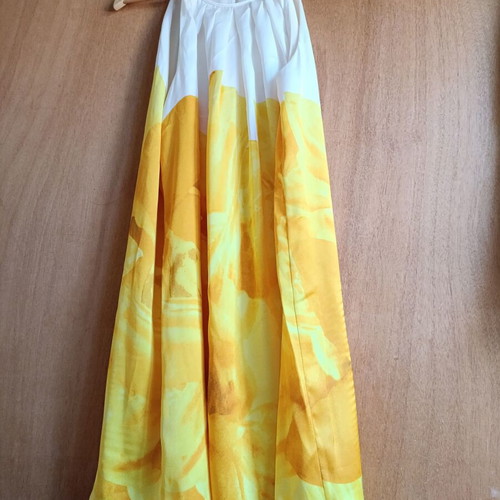 Summer dress with yellow floral design and lining, like new