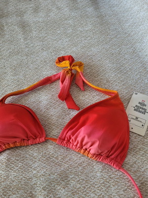 H&M bikini top new, size 38