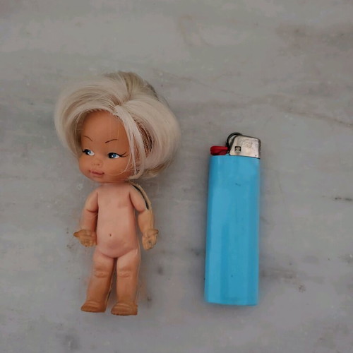 Vintage doll used, big head – big eyes style, 1960s mod era