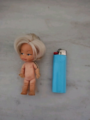 Vintage doll used, big head – big eyes style, 1960s mod era