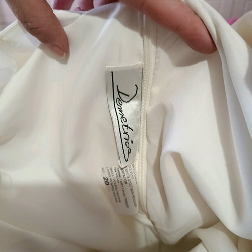 Demetrios Wedding Dress No. 20 like new with organza and pink floral embroidery