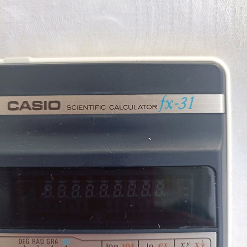 Casio fx-31 scientific calculator vintage new with case