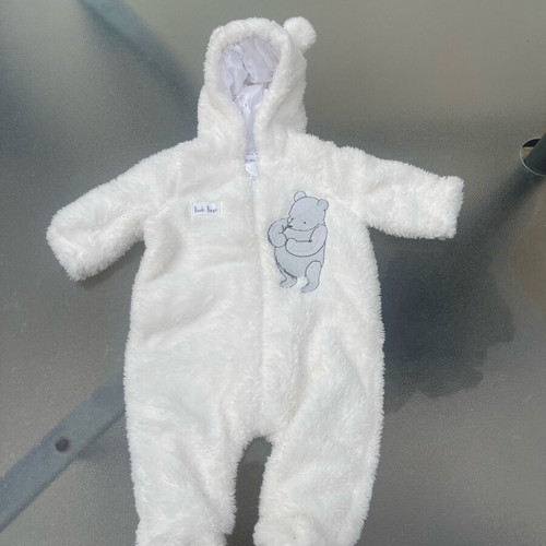 Winnie the Pooh kids clothes bundle 0-3 months like new