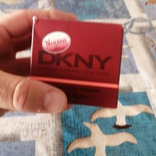 DKNY Red Delicious Eau de Toilette 30ml new, authentic men's fragrance