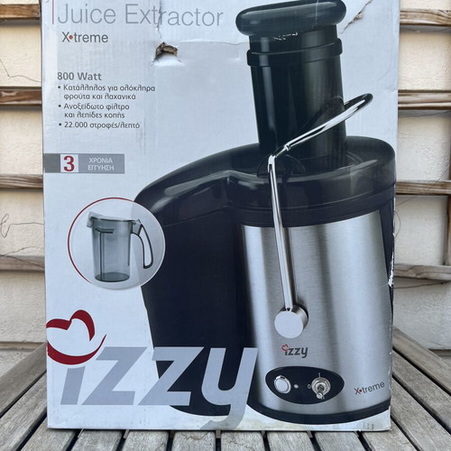 Izzy Juicer like new