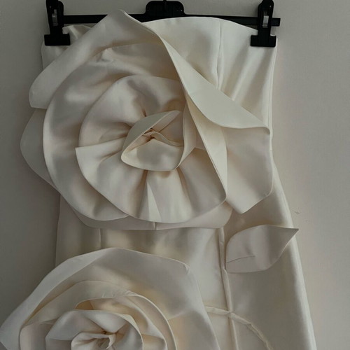 Wedding dress super mini ecru like new, satin with lace-up back