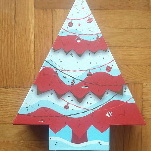 Christmas tree-shaped cardboard box