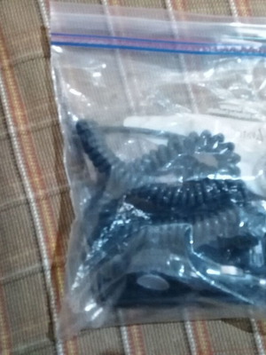 Φορτιστής αυτοκινήτου και θήκη iPhone 4s σαν καινούργια