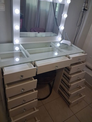 Boudoir 120cm full frame LED mirror with 13 drawers, like new