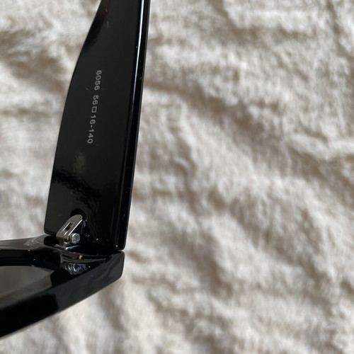 Chanel sunglasses like new, black, elegant summer style