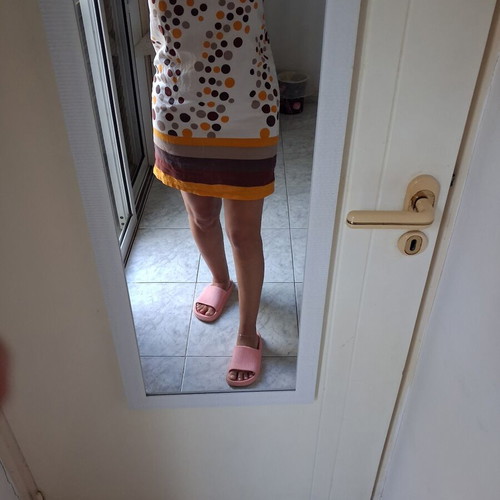 Dress like new with colorful print, sizes S and M
