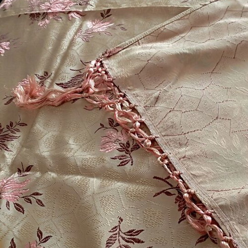 Quilt like new with exquisite fabric and unique aesthetic, 2.09x2.26 m