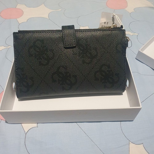 Guess wallet new