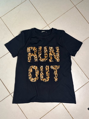 Zara Trafaluc T-shirt new, size L, black