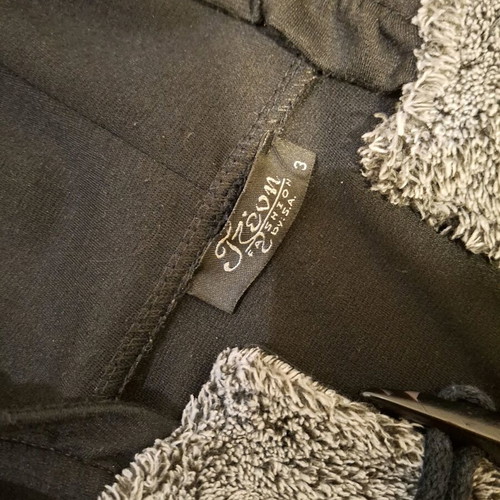 Γυναικείο γκρι γιλέκο Τζενη fashion με κουκούλα και κουμπιά μοντγκόμερι σαν καινούργιο