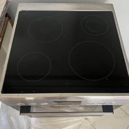 Bosch HKR3900.0 freestanding oven like new