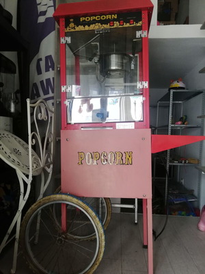 Popcorn machine used, cleaned and ready to use