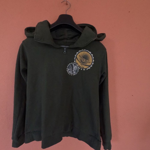 Women's dark green sweatshirt with zipper and hood like new
