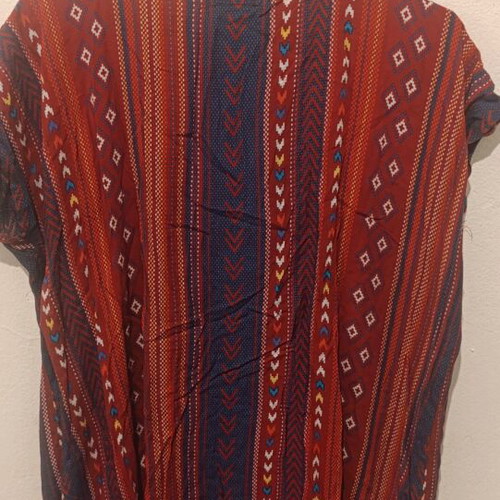 PPTSTYLE sleeveless tribal blouse XL like new, multicolor