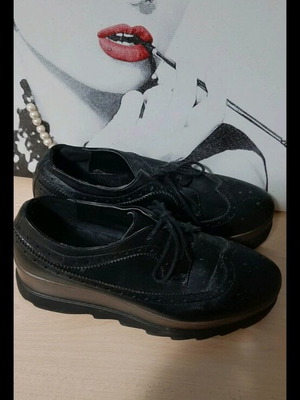 Black 2-layer sneakers like new, size 41