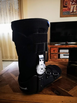 Functional ankle brace used (Boot)
